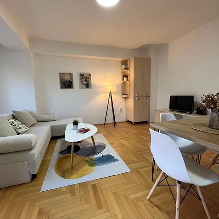 Best Value-Apartment In Skopje Exteriör bild