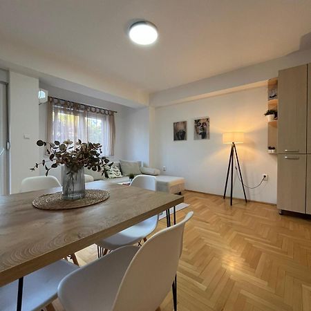 Best Value-Apartment In Skopje Exteriör bild