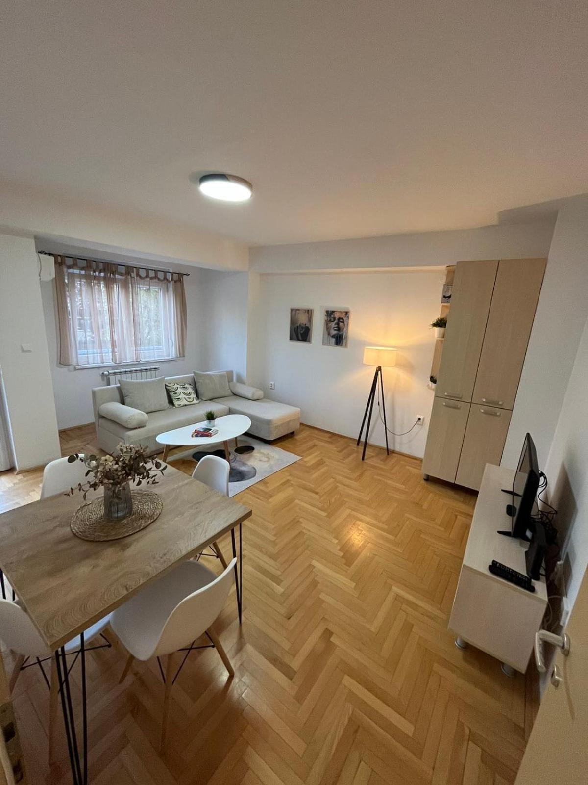 Best Value-Apartment In Skopje Exteriör bild